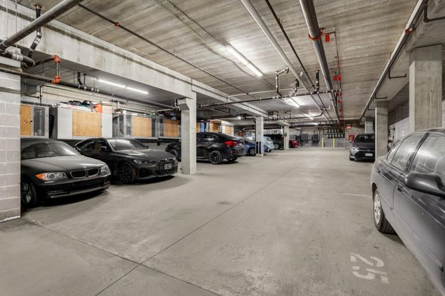 308 E 18th Street 303, Minneapolis, MN 55404