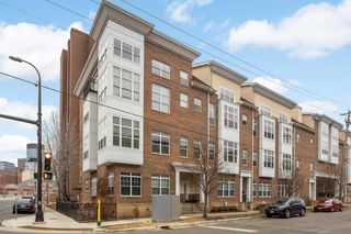 308 E 18th Street 303, Minneapolis, MN 55404