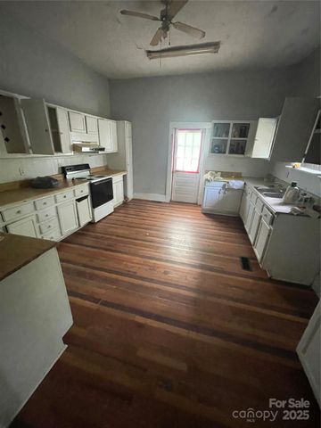 716 N Fulton Street, Salisbury, NC 28144