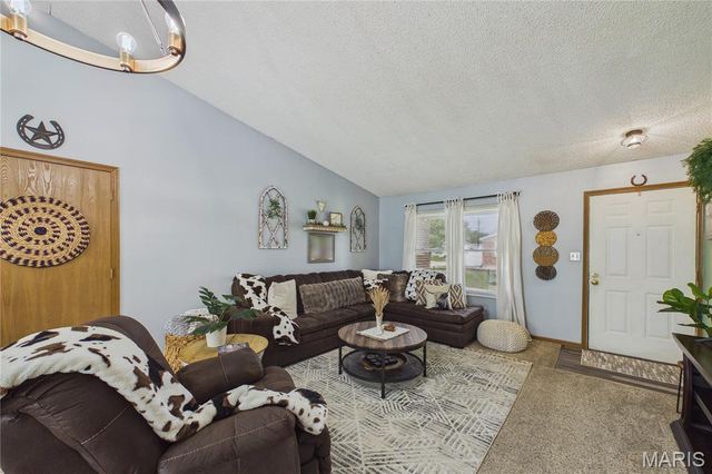 2172 Larkspur Landing, Imperial, MO 63052