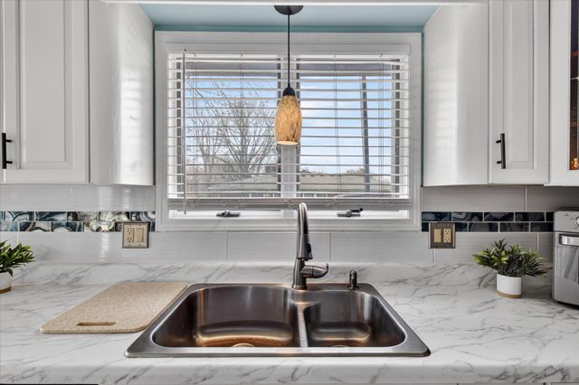 38609 Jahn Street, Livonia City, MI 48152