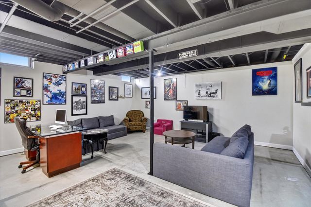 38609 Jahn Street, Livonia City, MI 48152