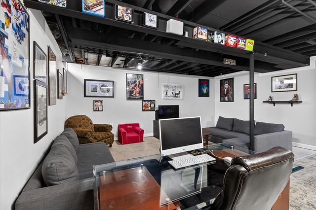 38609 Jahn Street, Livonia City, MI 48152