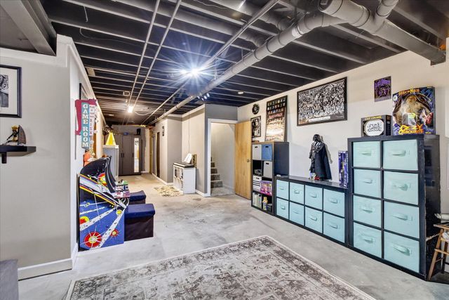 38609 Jahn Street, Livonia City, MI 48152