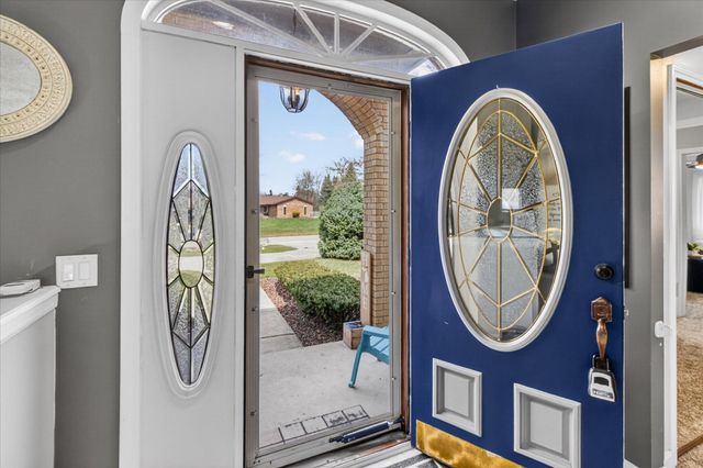 38609 Jahn Street, Livonia City, MI 48152