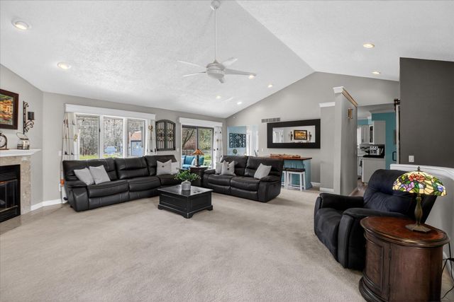 38609 Jahn Street, Livonia City, MI 48152