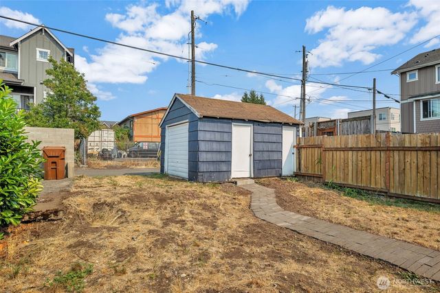 4341 S Puget Sound Avenue, Tacoma, WA 98409