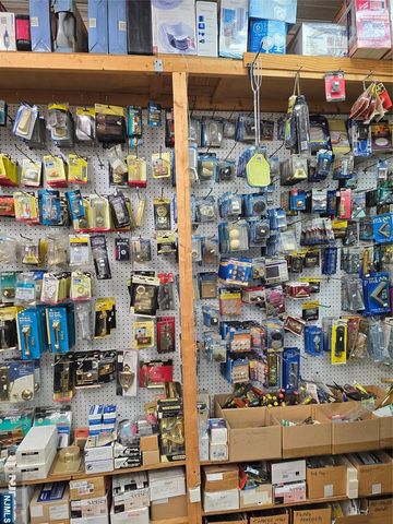 660 Anderson Avenue, Cliffside Park, NJ 07010