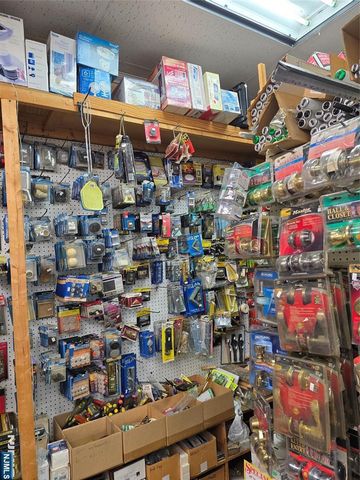 660 Anderson Avenue, Cliffside Park, NJ 07010