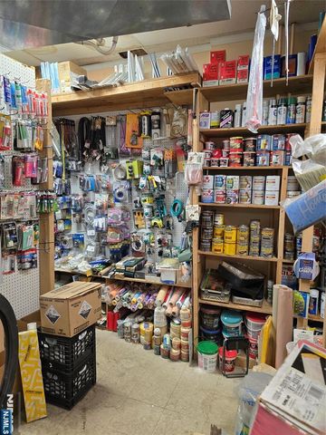 660 Anderson Avenue, Cliffside Park, NJ 07010