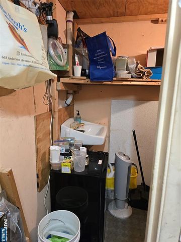 660 Anderson Avenue, Cliffside Park, NJ 07010