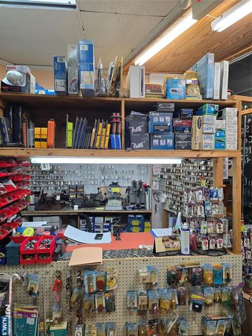 660 Anderson Avenue, Cliffside Park, NJ 07010