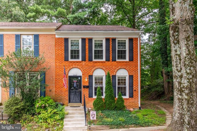2305 HORSEFERRY CT, Reston, VA 20191