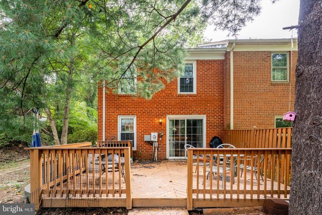2305 HORSEFERRY CT, Reston, VA 20191