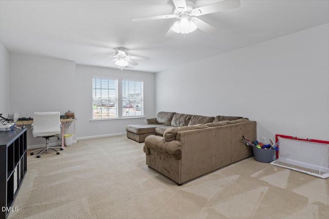 725 Harvest Point Drive, Fuquay Varina, NC 27526