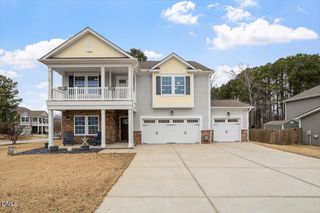 725 Harvest Point Drive, Fuquay Varina, NC 27526