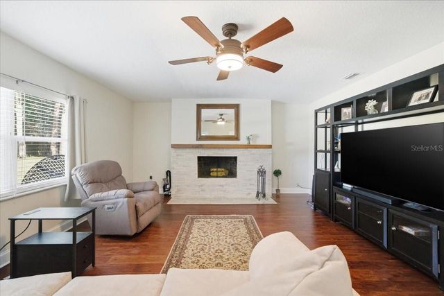 4639 GLENSIDE CIRCLE, Tampa, FL 33624