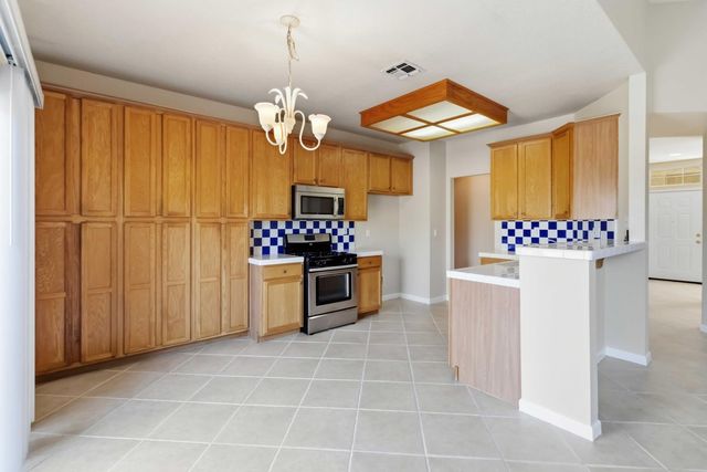 2732 Mallard Way, Lincoln, CA 95648