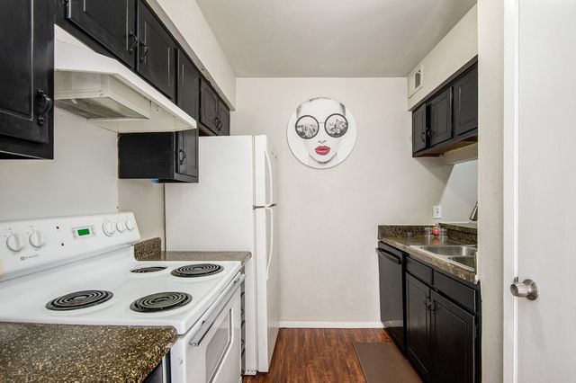 5618 Boca Raton Boulevard 143, Fort Worth, TX 76112