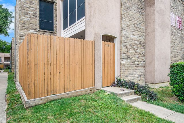 5618 Boca Raton Boulevard 143, Fort Worth, TX 76112