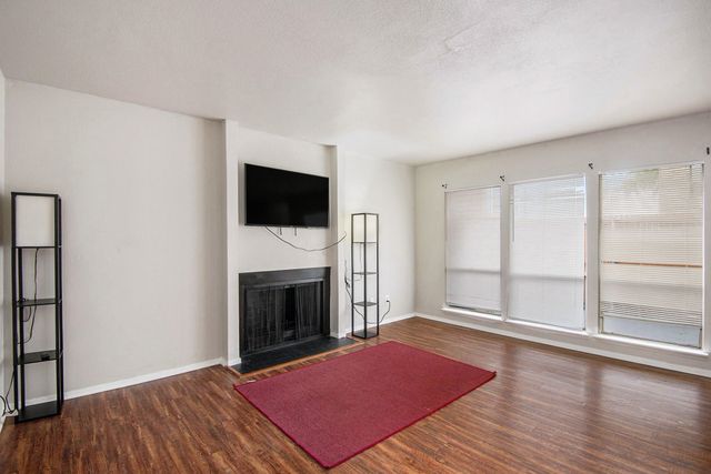 5618 Boca Raton Boulevard 143, Fort Worth, TX 76112