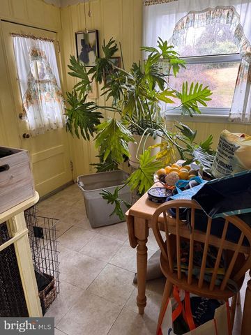 65 ARDMORE AVE, Lansdowne, PA 19050