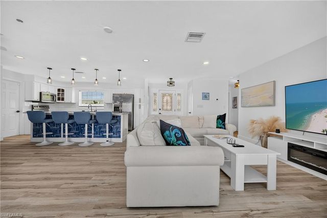 3114 SE 18th AVE, Cape Coral, FL 33904