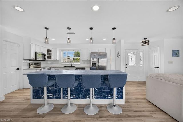 3114 SE 18th AVE, Cape Coral, FL 33904