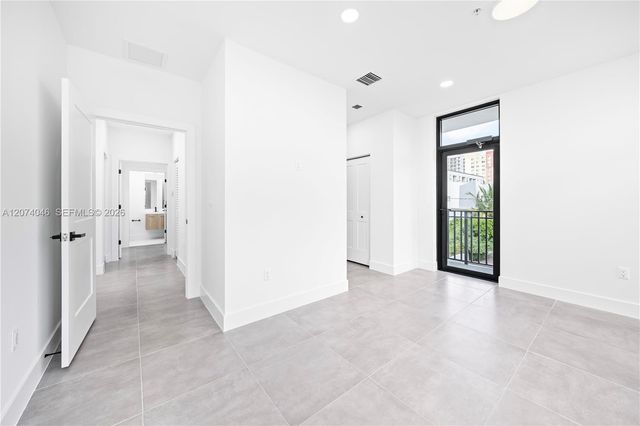 1780 NW 5th Street, Miami, FL 33136