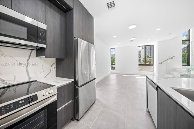 1780 NW 5th Street, Miami, FL 33136