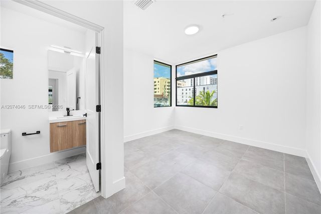 1780 NW 5th Street, Miami, FL 33136
