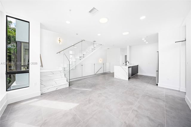 1780 NW 5th Street, Miami, FL 33136