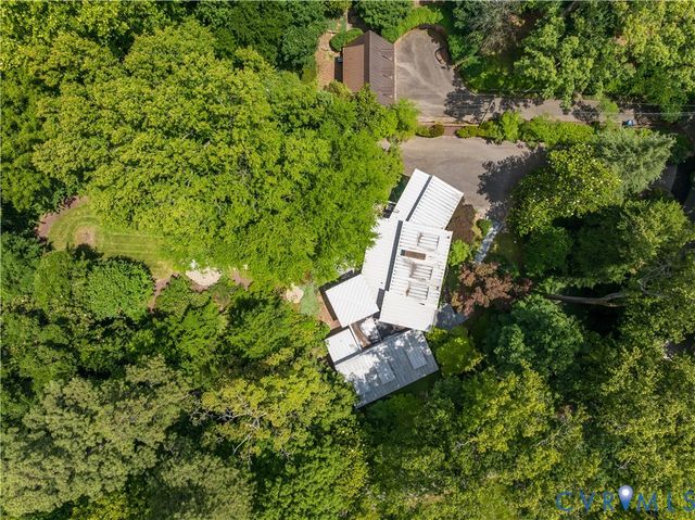 220 Ampthill Rd, Richmond, VA 23226