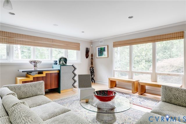 220 Ampthill Rd, Richmond, VA 23226
