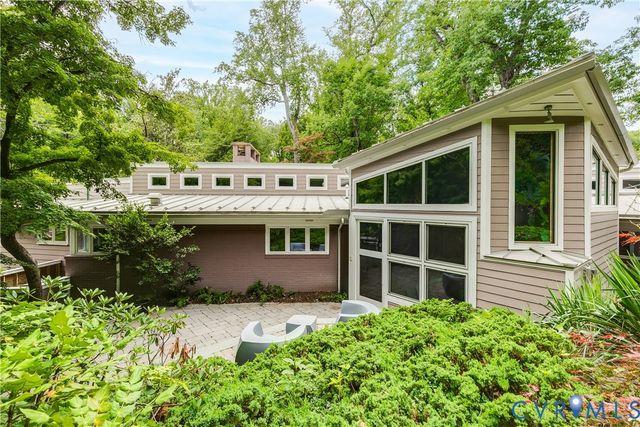 220 Ampthill Rd, Richmond, VA 23226