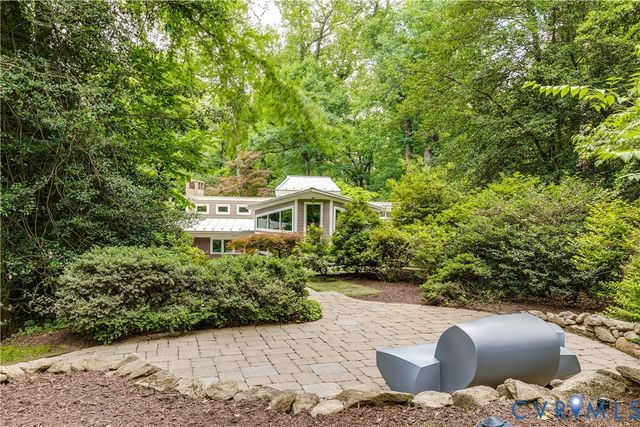220 Ampthill Rd, Richmond, VA 23226