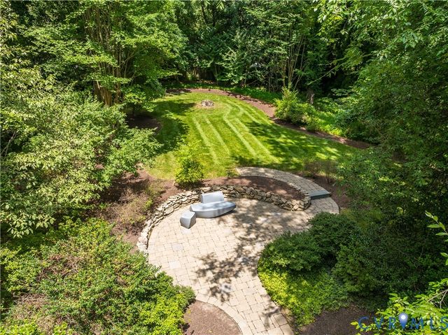 220 Ampthill Rd, Richmond, VA 23226