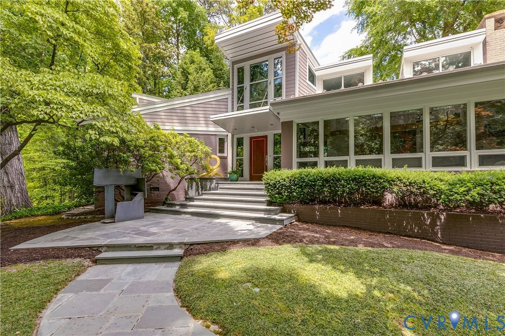 220 Ampthill Rd, Richmond, VA 23226