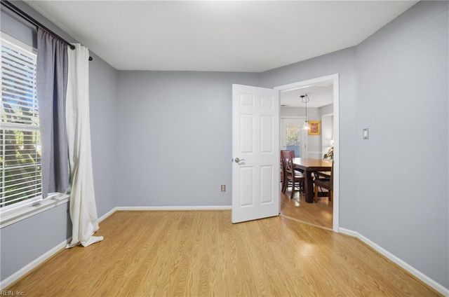 2572 Seven Kings RD, Virginia Beach, VA 23456