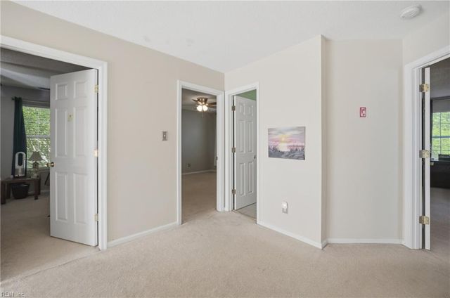 2572 Seven Kings RD, Virginia Beach, VA 23456