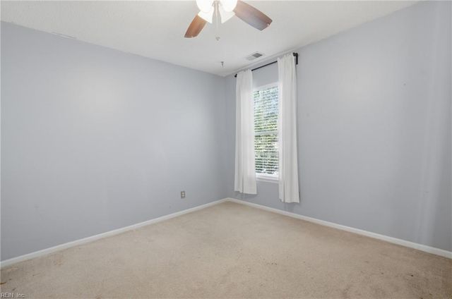 2572 Seven Kings RD, Virginia Beach, VA 23456