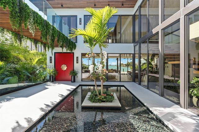 857 N Shore Dr, Miami Beach, FL 33141