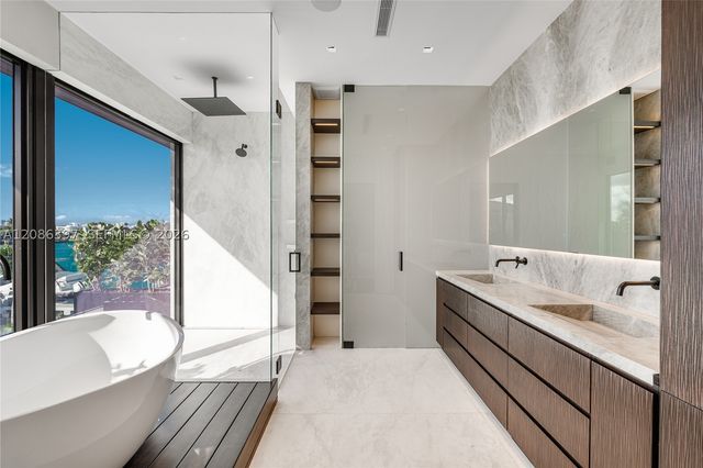 857 N Shore Dr, Miami Beach, FL 33141