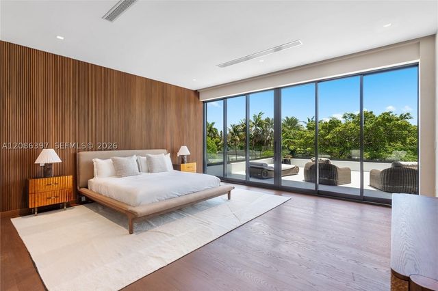 857 N Shore Dr, Miami Beach, FL 33141