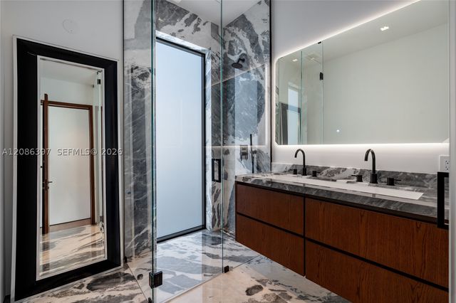 857 N Shore Dr, Miami Beach, FL 33141
