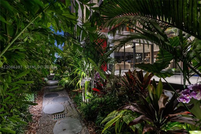 857 N Shore Dr, Miami Beach, FL 33141
