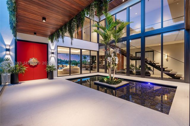 857 N Shore Dr, Miami Beach, FL 33141
