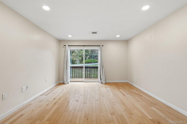 17 Knoll View, Ossining, NY 10562