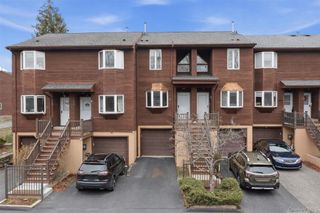 17 Knoll View, Ossining, NY 10562