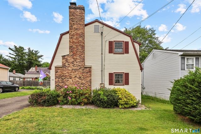 30 Hawthorne Street, Bristol, CT 06010